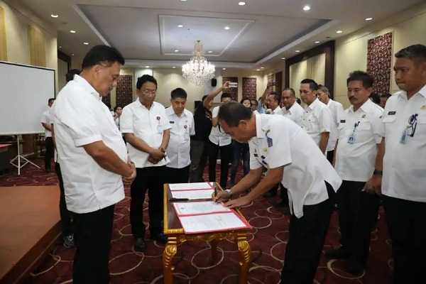 Gubernur OD Minta Jaga Integritas, Saat Pelantikan Pejabat Struktural