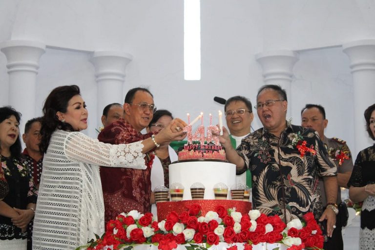 HUT Ke-146 Jemaat GMIM Kalvari Kasuratan Dihadiri Bupati ROR