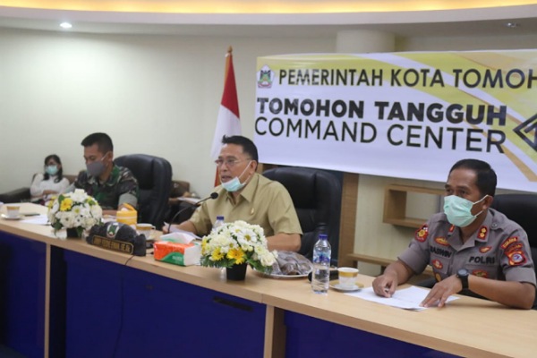Video Conference Dengan Gubernur, Pemkot Tomohon Seriusi Penanganan Covid 19