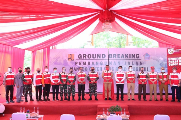 ROR RD Dampingi Gubernur Olly Untuk Ground Breaking Pembangunan Jalan Manado Outer Ring Road lll
