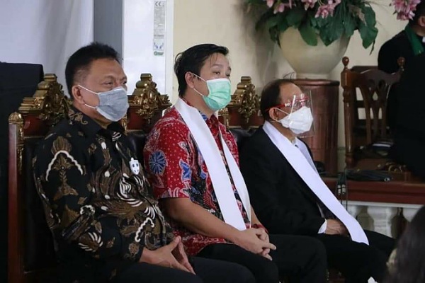 Pengutusan Olly dan Steven, Bupati Royke Ibadah Minggu di GMIM Bukit Moria Rike