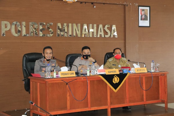 Rapat Forkopimda dan Pisah Sambut Kapolres Minahasa