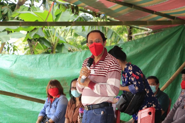 Penanaman Perdana Tanaman Benih Jagung JH 37 di Remboken