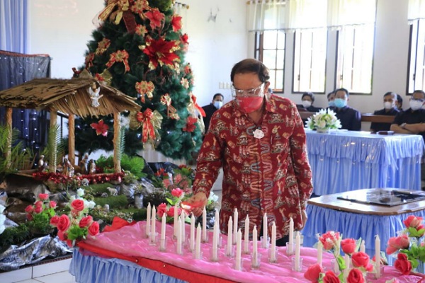 Safari Natal di Tombulu dan Pineleng Bupati Royke Ingatkan 3 M