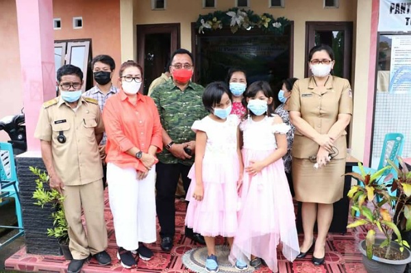 Syukuri HUT Ke-63, Wabup RD Berbagi Kasih di Beberapa Panti