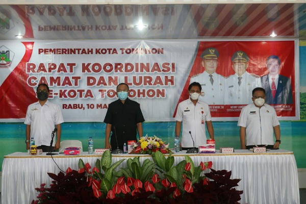 Wawali Lumentut Rapat Dengan Camat dan Lurah