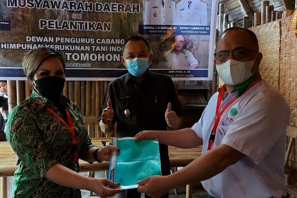 Lumentut Hadiri Pelantikan Dewan Pengurus Cabang HKTI Kota Tomohon