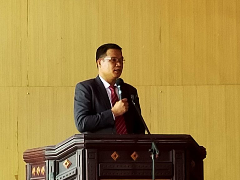 Hadiri Acara Wisuda Universitas DR. Soetomo, Lalandos: Magister Adalah Seseorang Yang Sudah Expert