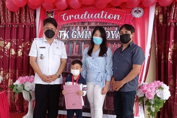 Graduation TK GMIM Immanuel Koya