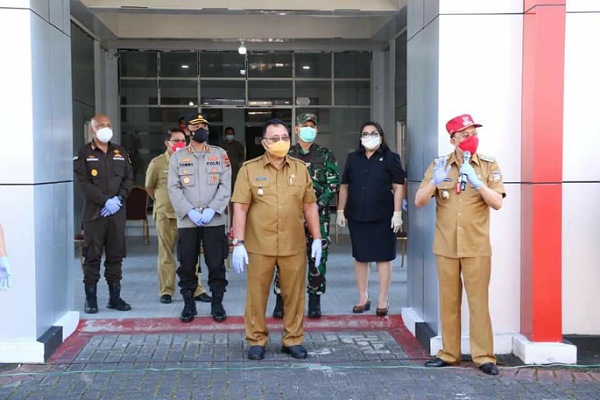 ROR-RD Serahkan Hewan Kurban