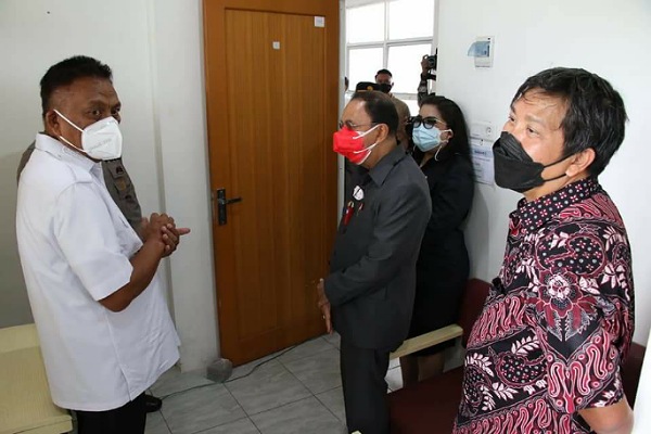 Didampingi Bupati Minahasa, Gubernur-Wagub Tinjau Rusun yang Jadi Rumah Singgah Covid-19