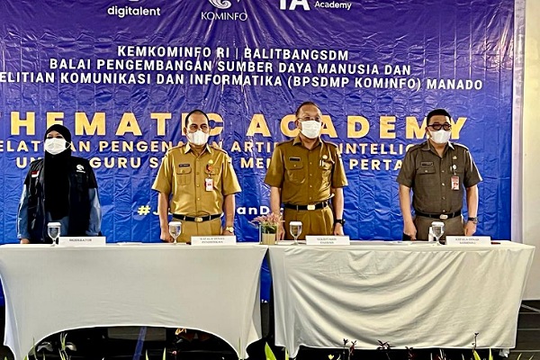 Sekda Muntu Buka Thematic Academy Artificial Intelligence untuk Guru SMP