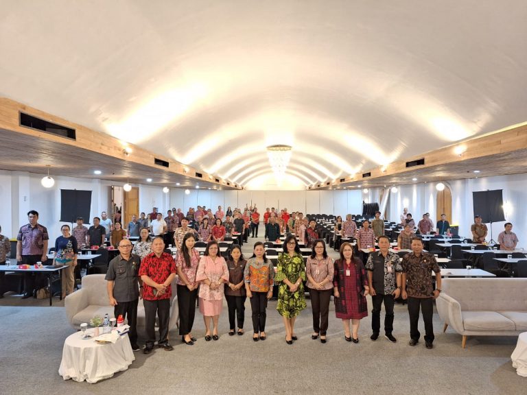 Sekda Watania Buka Sosialisasi Penggunaan Barang