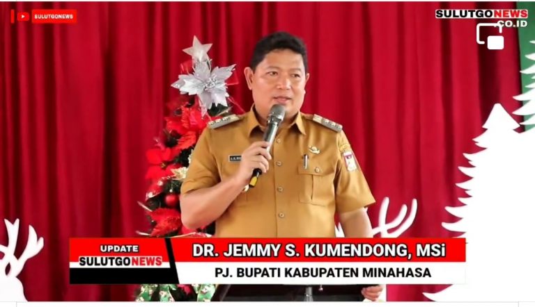 Ibadah Menyambut Natal Diskominfo dan Pers Biro Kabupaten Minahasa