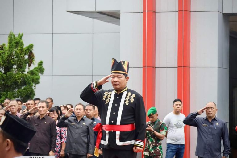 Bupati Kumendong Bertindak Selaku Inspektur Upacara Hardiknas 2024