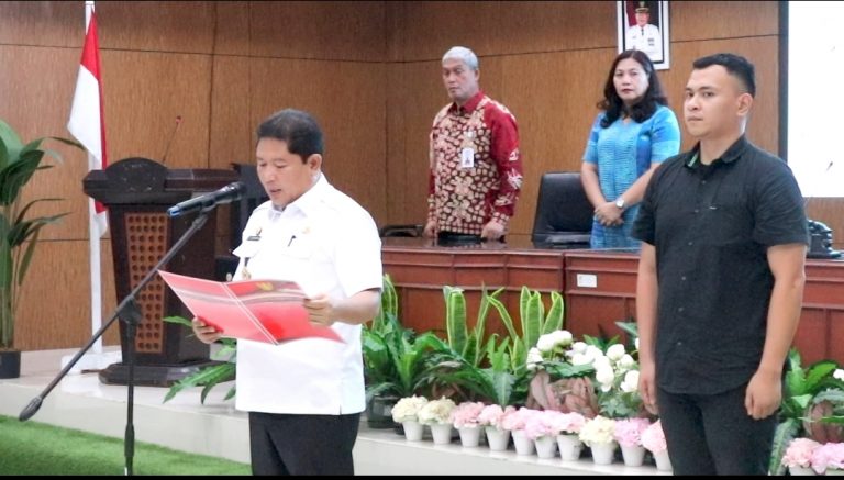Lantik BKSAUA dan LPPD Minahasa, Bupati Kumendong Ingatkan Kerukunan, dan Pelestarian Bahasa Daerah