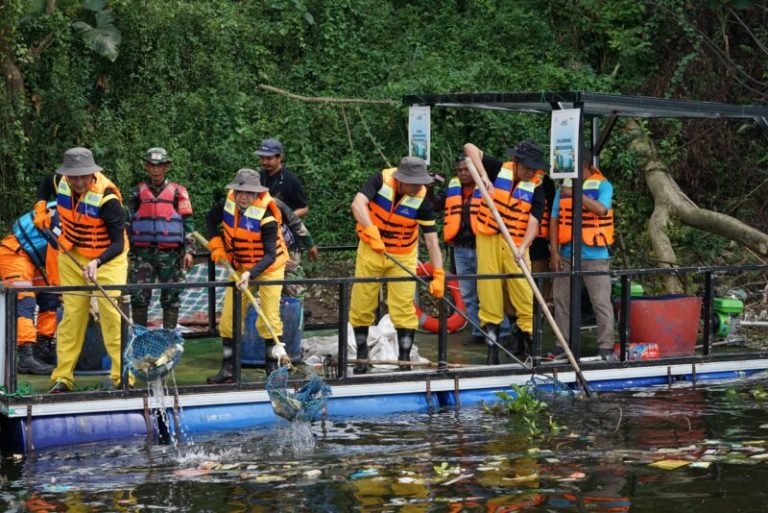 Peringati Hari Lingkungan Hidup Sedunia, PLN Gelar Aksi Bersih di 54 Lokasi Se-Indonesia