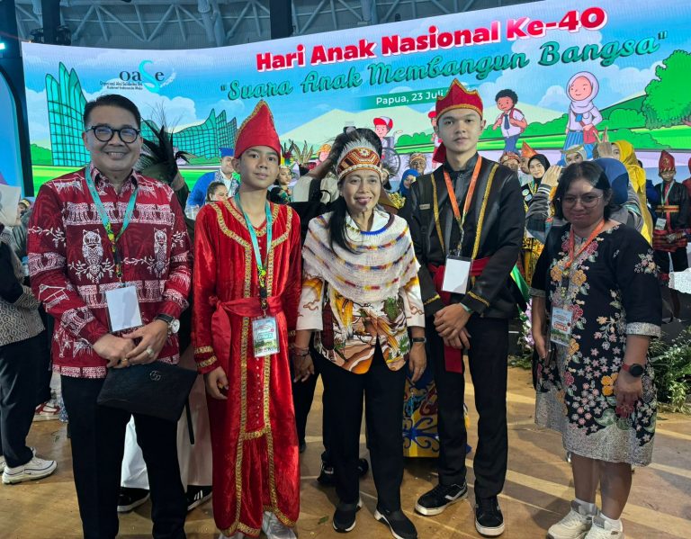 Kadis PPPA Agustivo Tumundo Hadir Dalam Hari Anak Nasional Ke- 40 di Papua, Yang Dihadiri Presiden