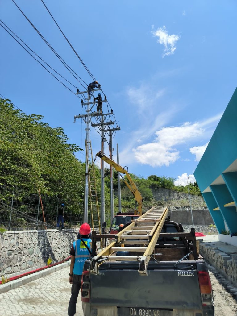 Momentum Hari Pahlawan, PLN Palu Energize 4 Penyulang GI Tawaeli untuk Perkuat Sistem Kelistrikan
