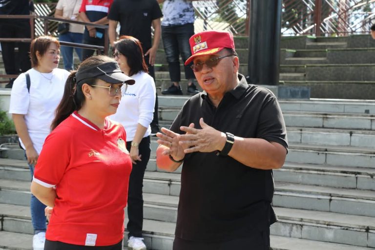 Bupati Dondokambey Pimpin Apel Kerja Bakti, Gaungkan Gerakan Sadar Sampah