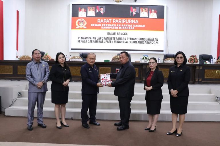 Rapat Paripurna Mendengarkan LKPJ Bupati Minahasa Tahun Anggaran 2024