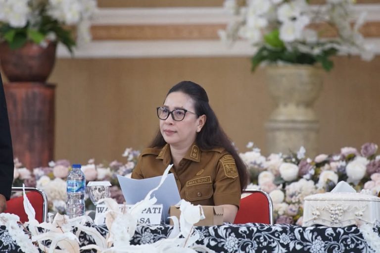 Wakil Bupati Vanda Sarundajang Pimpin Rapat Koordinasi dan Evaluasi FKUB