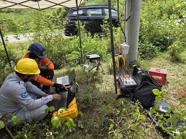 PLN UP2D Suluttenggo Lakukan Langkah Antisipatif, Periksa Recloser Demi Keandalan Pasokan Listrik