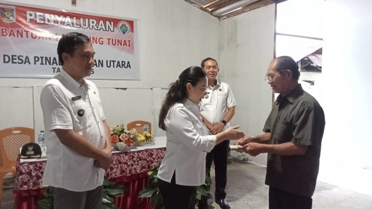 Kunjungi Bank Sampah di Pinabetengan Utara, Wabup Vanda Tegaskan Pentingnya Pelaku UMKM
