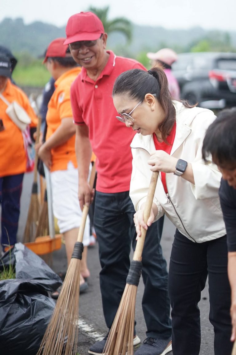 Pimpin Apel Pagi dan Kerja Bakti Jumat Bersih Wabup Sarundajang Sampaikan Hal ini