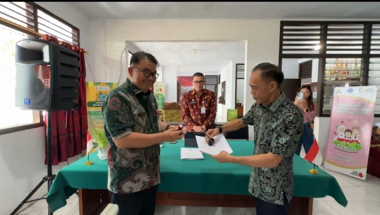 Serah Terima Jabatan Kadis Pangan Dari Teddy Sumual Kepada Agustivo Tumundo