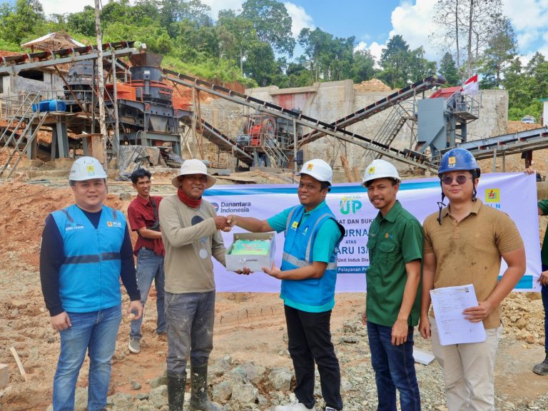 Momentum Hari Pelanggan Nasional, PLN Sambung Pelanggan Daya 865 kVA Dukung Pertumbuhan Industri di Tolitoli