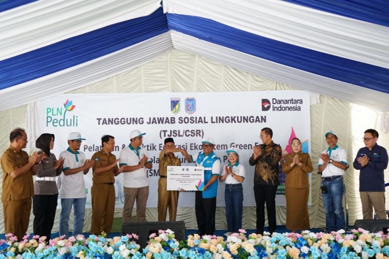 Dukung Inovasi dan Keberlanjutan Energi Bersih, PLN UID Suluttenggo Gelar Pelatihan Green Energy di Sekolah Kejuruan Kota Palu