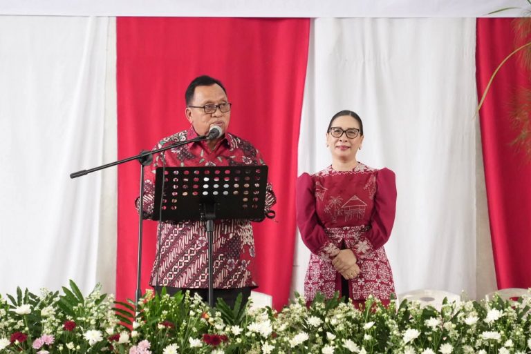 Ibadah Syukur 1 Tahun Kepemimpinan Bupati Robby Dondokambey dan Wakil Bupati Vanda Sarundajang