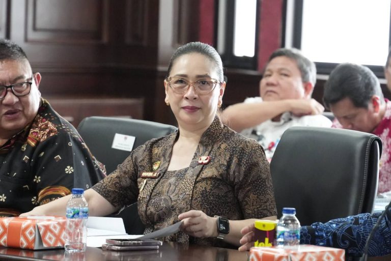 Wakil Bupati Vanda Sarundajang Hadiri Rakor Percepatan Program Makan Bergizi Gratis se-Sulut