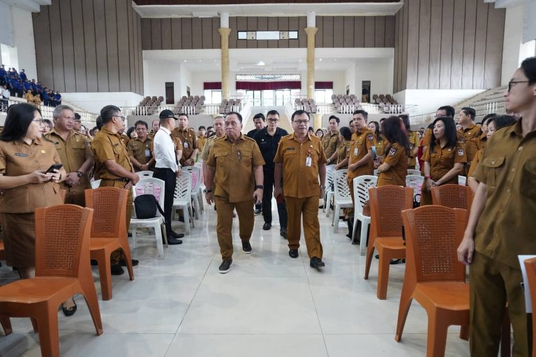 Bupati Robby Dondokambey Ingatkan ASN untuk Kerja Jujur dan Pakai Hati