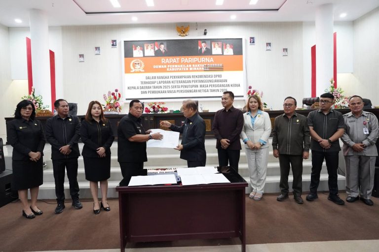 Rapat Paripurna Penyampaian Rekomendasi LKPJ 2025 Pemerintah Minahasa
