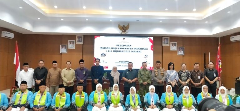 Bupati Robby Lepas 17 Calon Jamaah Haji Kabupaten Minahasa
