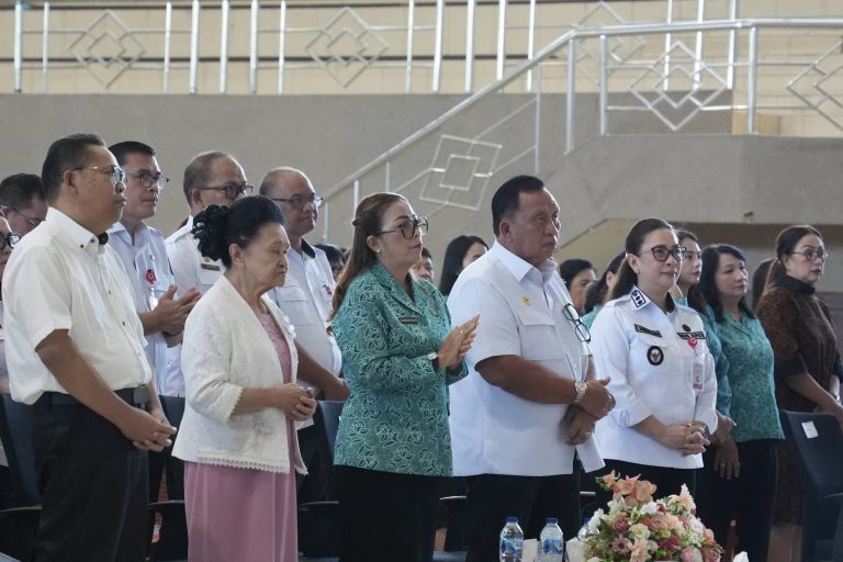 Ibadah Oikumene Bulan Juni, Bupati Robby Ajak Kedepankan Nilai-Nilai Spiritual