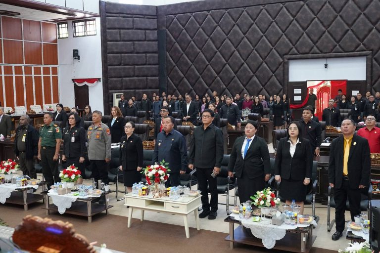 Rapat Paripurna Istimewa DPRD Minahasa, Bupati dan Wakil Bupati Hadiri Penyampaian Pidato Kenegaraan Presiden RI